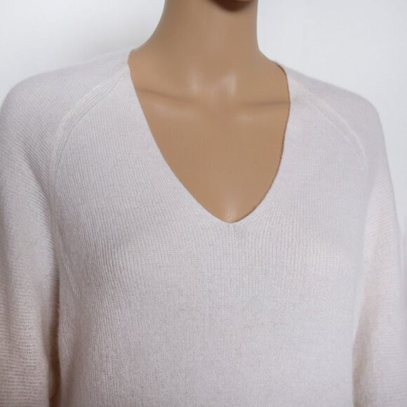 Vince 100% Cashmere V-Neck Sweater - Picture 4 of 13